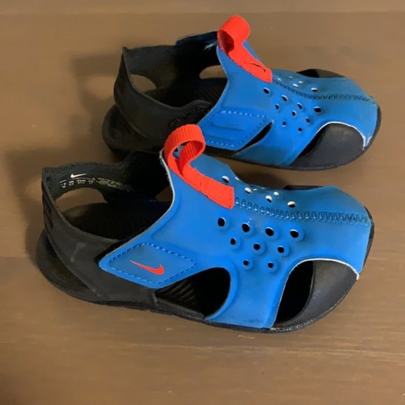 Nike Blue Wet Dry Sandals - Toddler’s Size 5 - Picture 4 of 5
